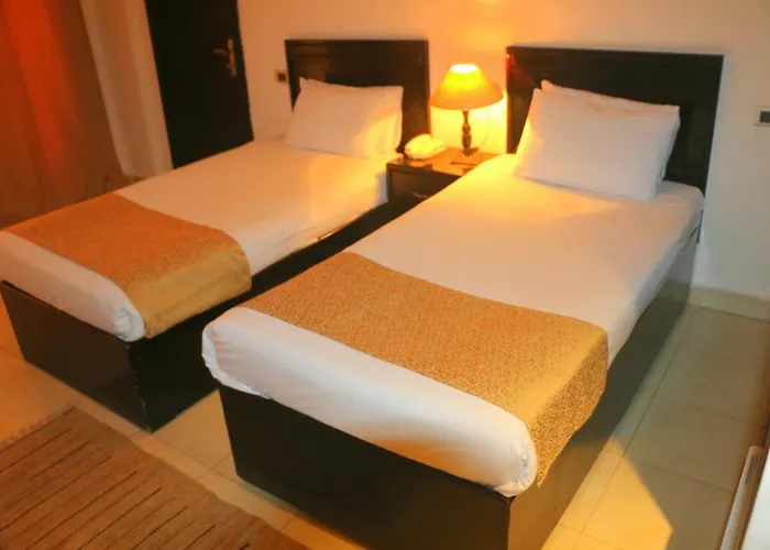 Resort Royal Naama Bay 3*
