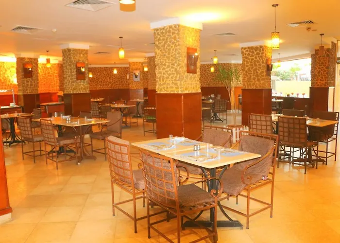 Resort Royal Naama Bay 3*