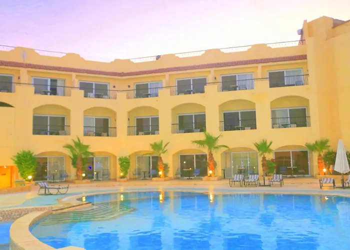 Royal Naama Bay